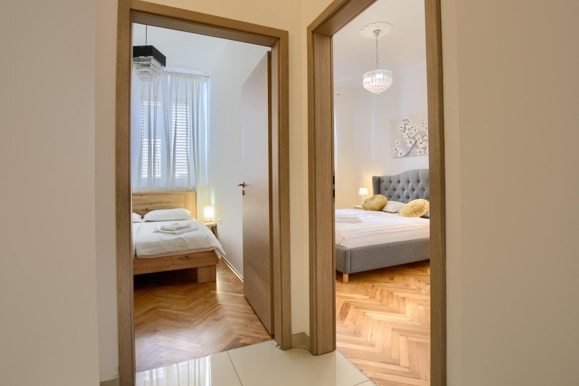 Augustus Apartment Пула Екстериор снимка