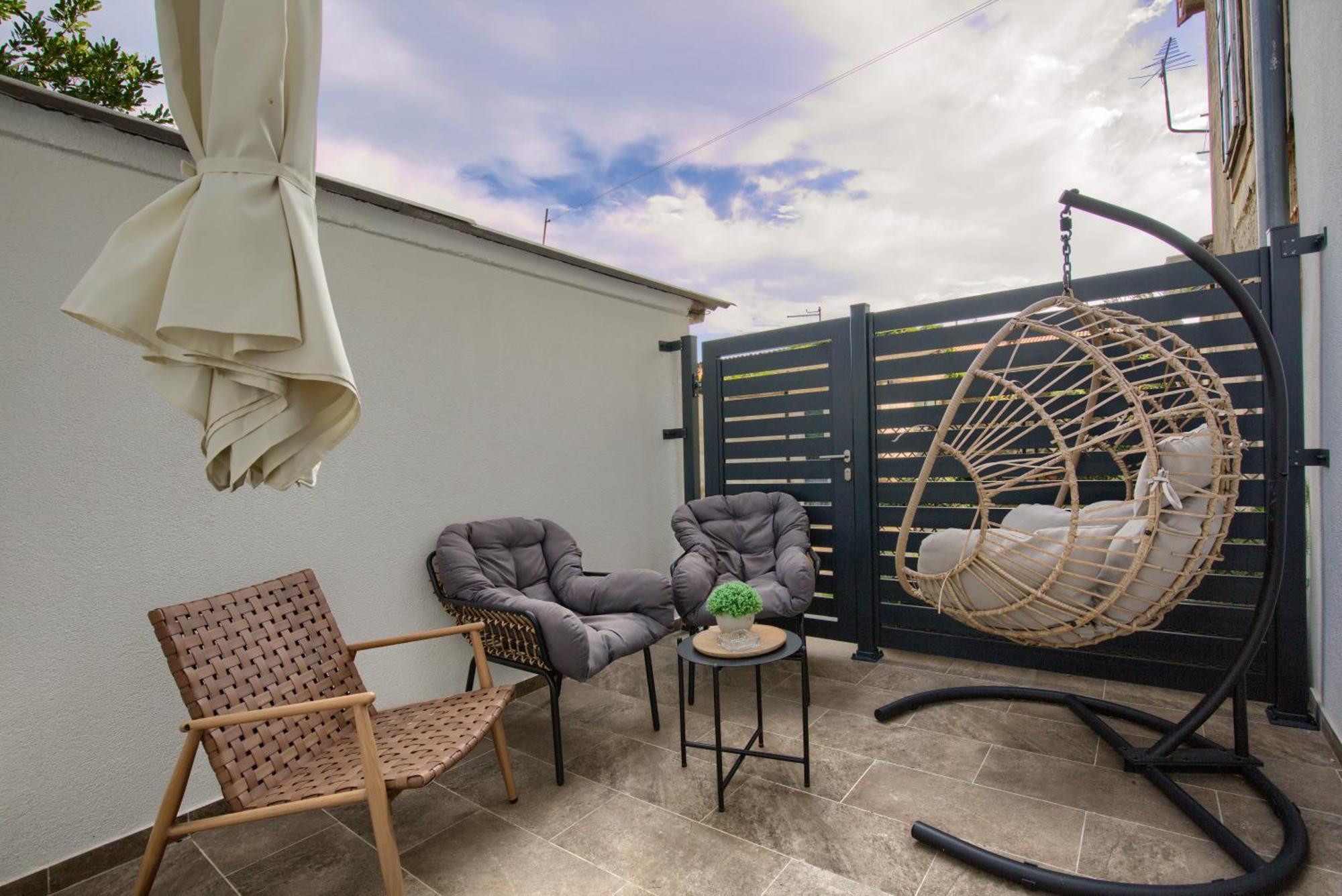 Augustus Apartment Пула Екстериор снимка